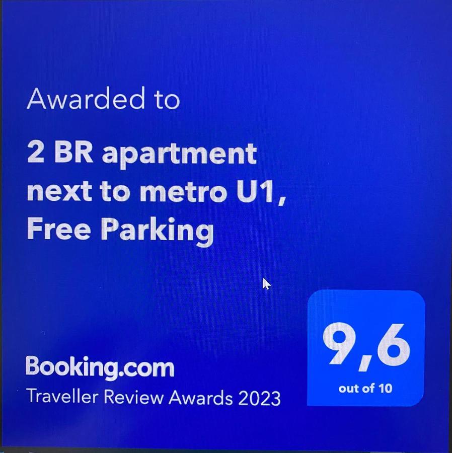 2 Bedroom Apartment Next To Metro U1 And Garage Parking Wina Bagian luar foto